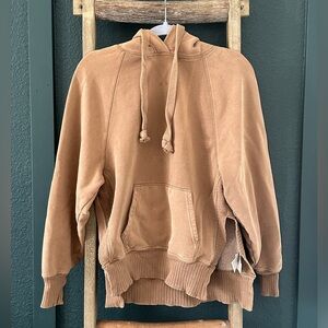 American Eagle Outfitters Women’s Camel/ Tan Oversized Hoodie Size XS